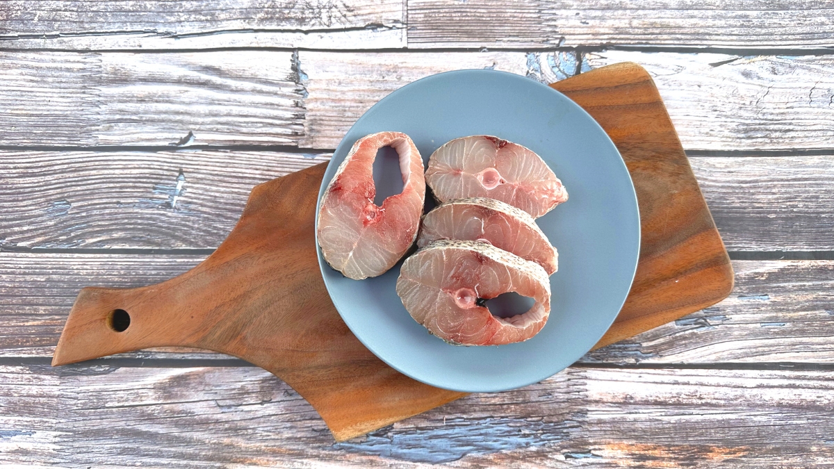 Big White Seela Slice(1kg)