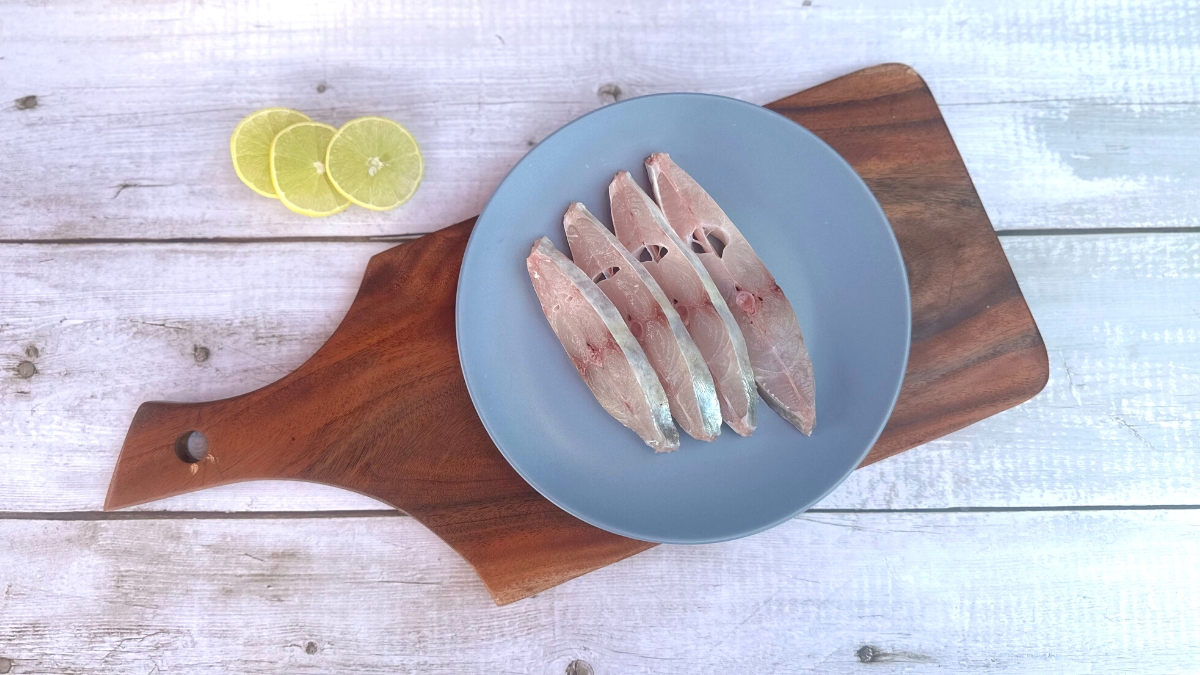 Kannadi Paarai slice